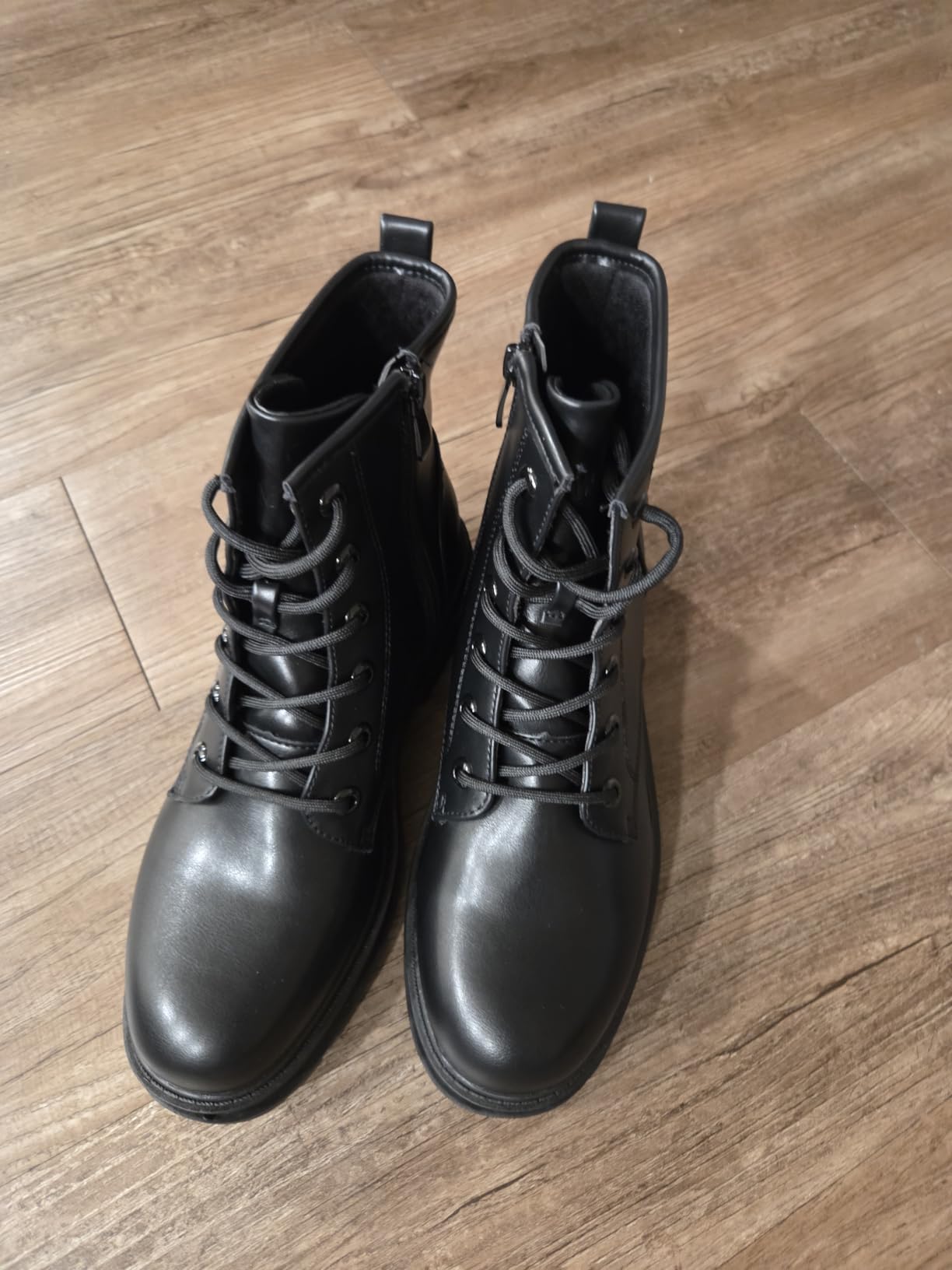 DREAM PAIRS Women's Combat Boots Lace-up Ankle Boots | Platform Side Zipper Lug Sole Boots, Low Chunky Heel Platform Fashion Booties Shoes, Short Booties customer photo 1