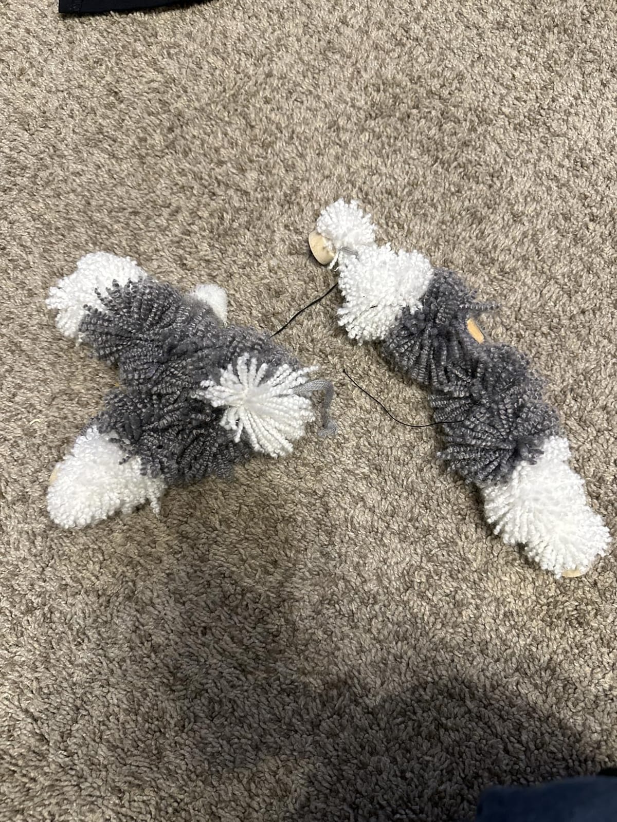 Artisan Owl Siberian Husky Marionette Puppet - Yarn Dog with Wooden Feet, Detachable Strings (Black) customer photo 1