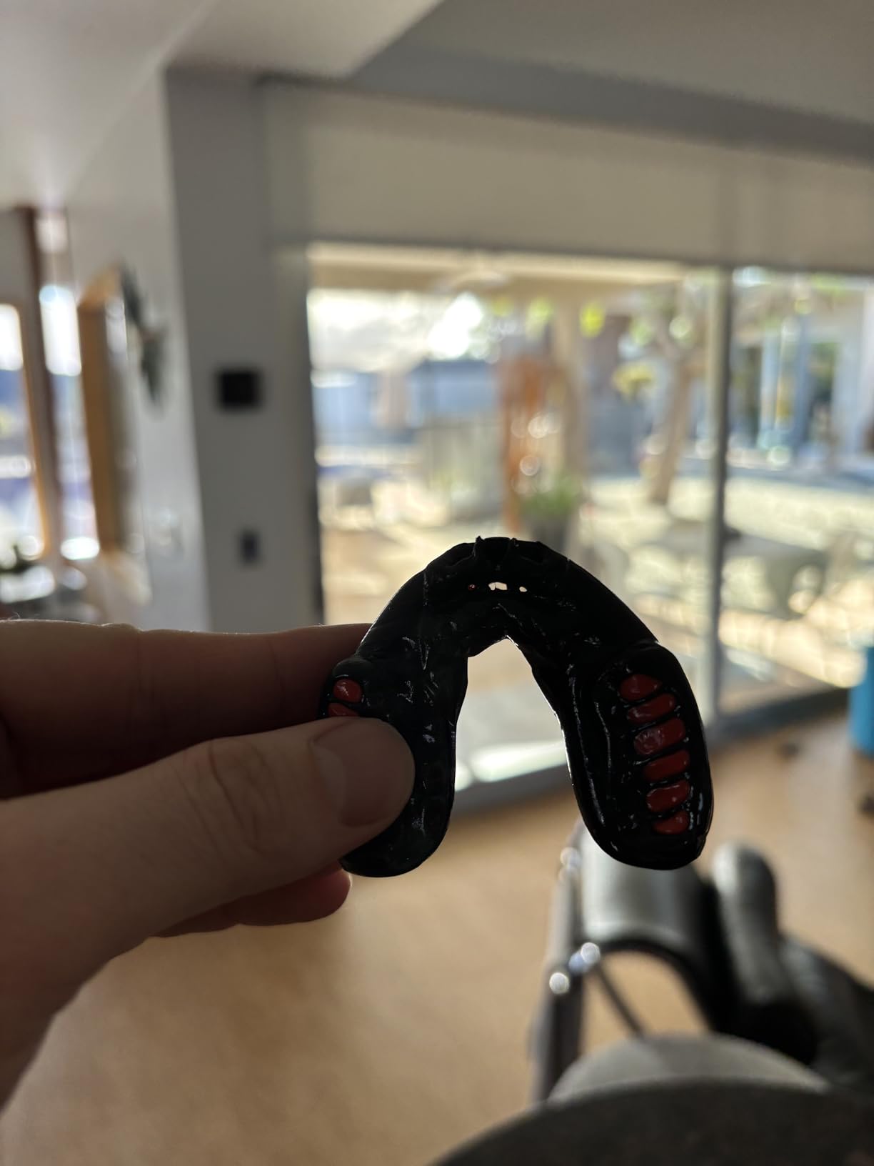 Champs MMA Breathable Mouth Guard for Boxing, MMA, Jiu Jitsu, Muay Thai, Wrestling & Combat Sports – Easy Fit, Boil & Bite Design Mouthpiece – Durable Boxing Mouthguard for Men & Adults, Case Included customer photo 1