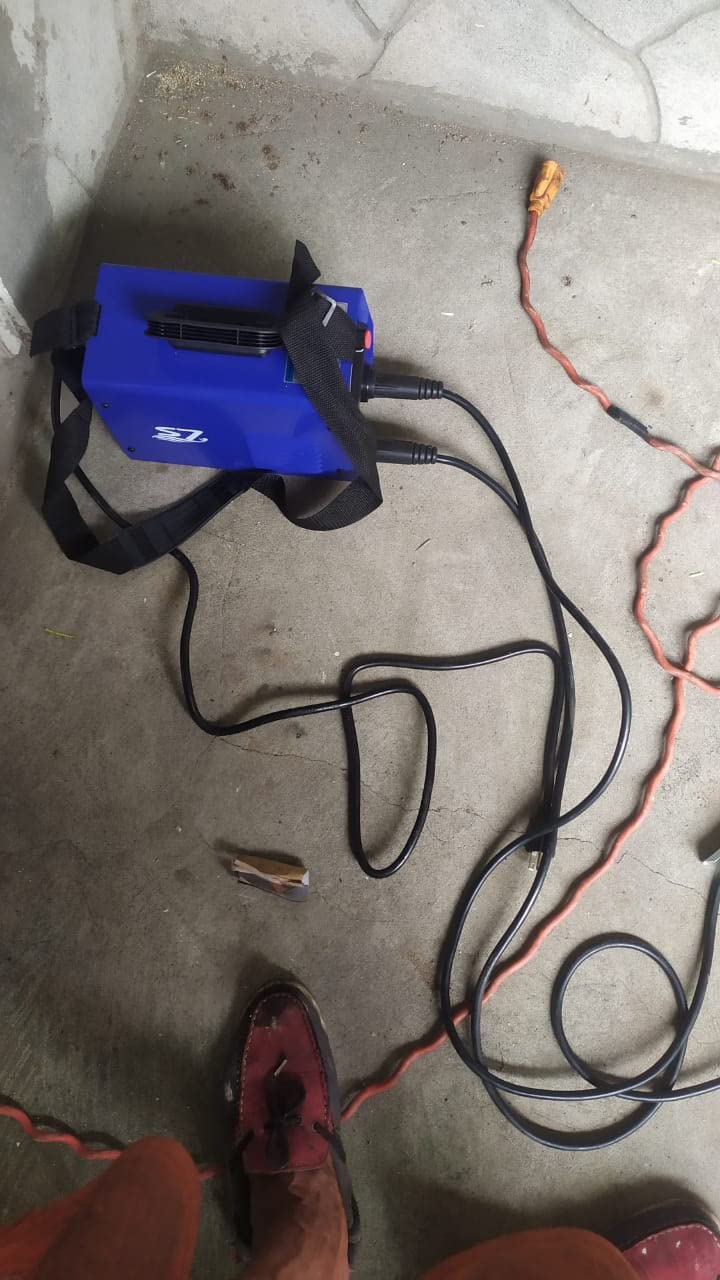 250A Stick Welder, 110V/220V Portable IGBT Inverter ARC Welder customer photo 2
