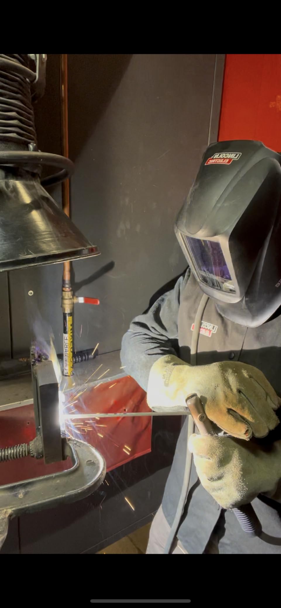 Lincoln Electric VIKING 3350 Mojo Welding Helmet, Large customer photo 1