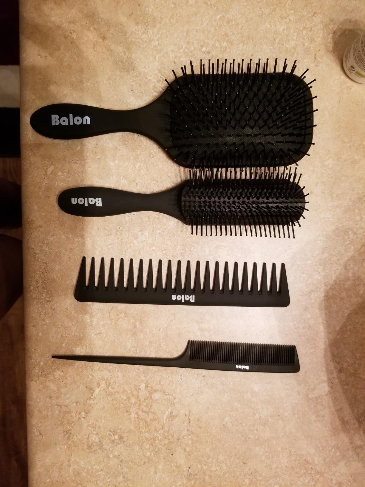 4Pcs Detangling Hair Brush Set for Women - Paddle Brush for Wet or Dry, No More Tangles for Straight, Long, Thick, Curly, and Natural Hair (Purple) customer photo 1