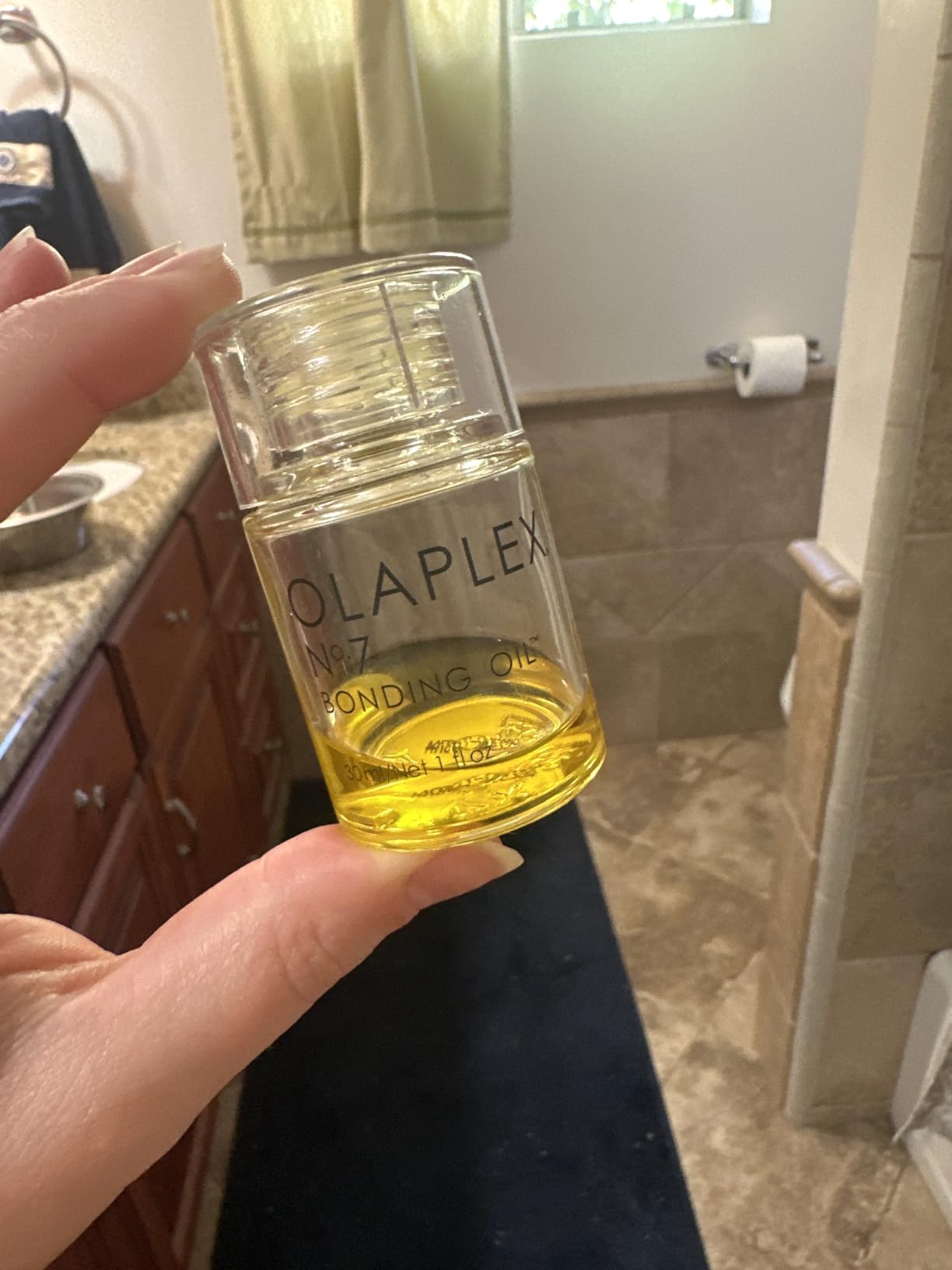 Olaplex °7 Bonding Hair Oil | High Shine, 450°F Heat Protectant customer photo 1