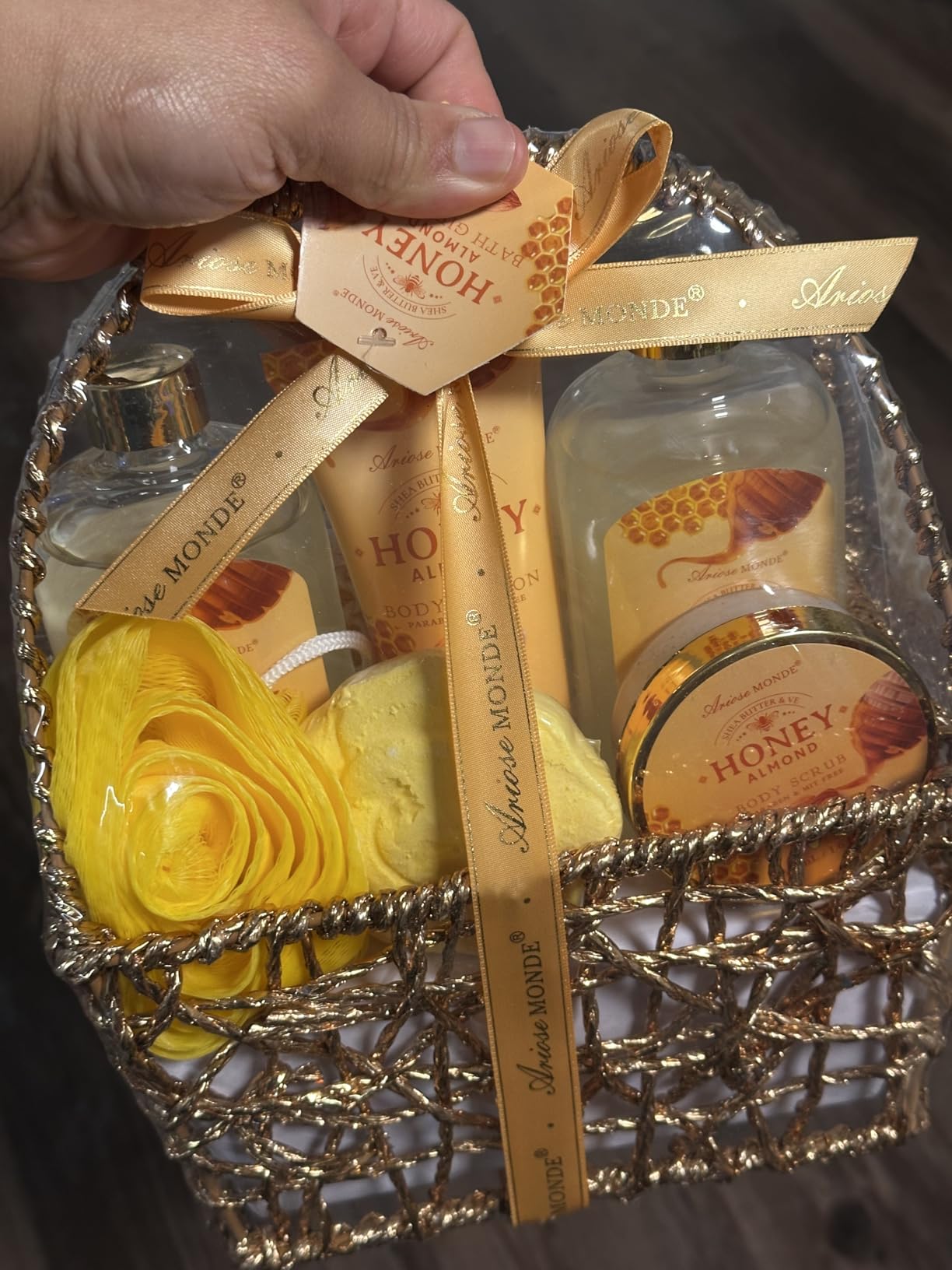 Gift Basket for Women, 8pcs Magnolia & Jasmine Spa Gift Baskets for Women customer photo 1