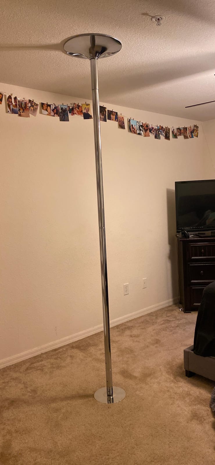 ZENY Portable Dancing Pole Kit Removable Stripper Pole for Home Apartment Spinning Dance Pole with Extension for Exercise,Club,Party,Pub,Pole Dancing Workout customer photo 1