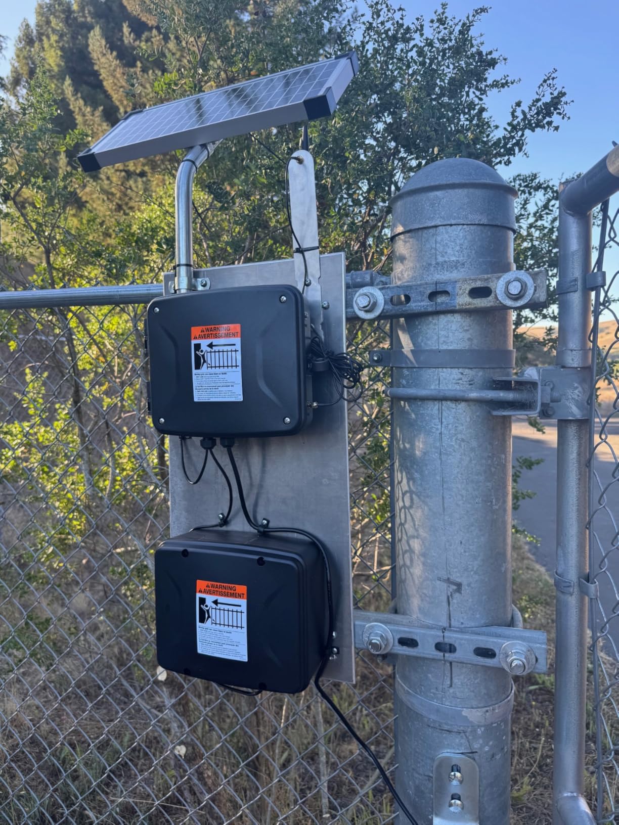 Mighty Mule MM371W Automatic Gate Opener, Smart and Solar Ready, Includes Gate Opener Remote and More-Up to 16ft Long or 550lb, Black, 1 Gate Opener Kit customer photo 1
