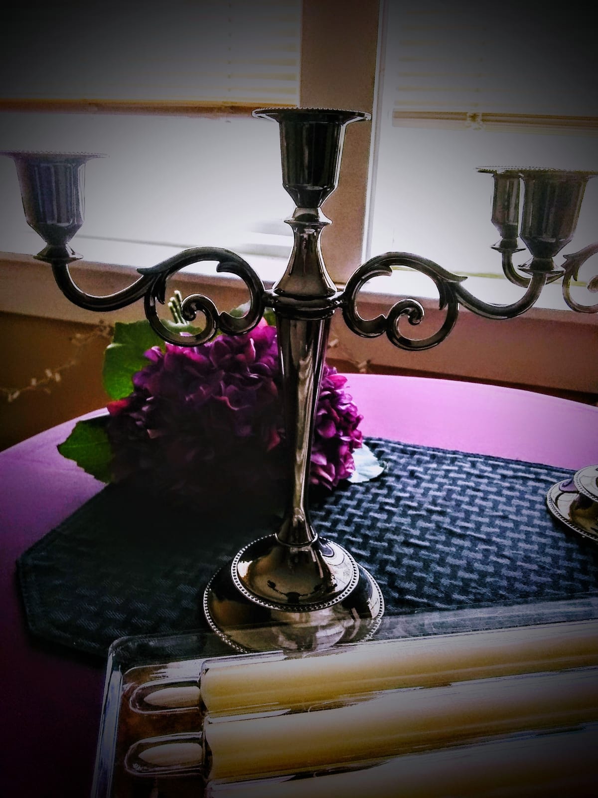 OwnMy 3 Arms Metal Candelabra Gold Taper Candlestick Holder | European Elegant Candle Holder, Metal Candle Stand for Wedding Dining Table Christmas Party Home Decoration customer photo 2