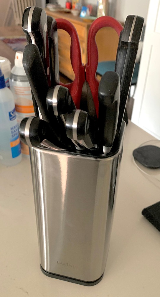 Laxinis World Universal Knife Block, Stainless-Steel Modern Rectangular Design with Scissors-Slot, Knife Holder Counter-top Storage, Holds 12 8”-Blade Knives, 9.1” by 4”(knives not included) customer photo 1