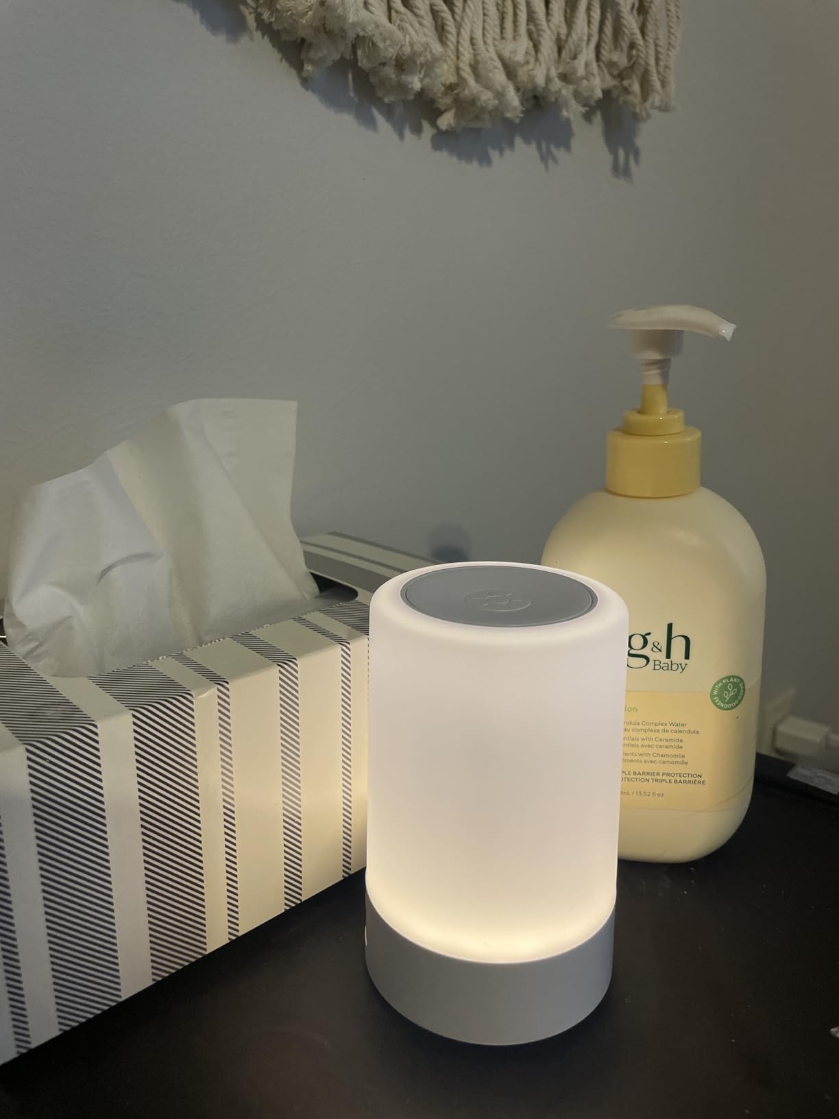 G Keni Nursery Night Light for Baby, Portable LED Touch Night Lamp for Kids and Adult, Breastfeeding, Sleep Aid, USB Rechargeable Nursing Lamp, Bedside Dimmable Warm Night Light, Soft Eye Caring customer photo 2