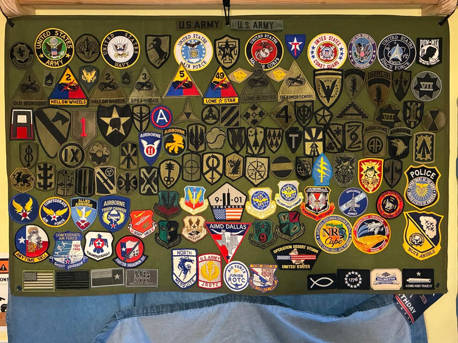 Tactical Board Patch Organizer Holder Display with Loop Surface, Steel Ring and Flag Patch (S: 60 x 45 cm / 23.6