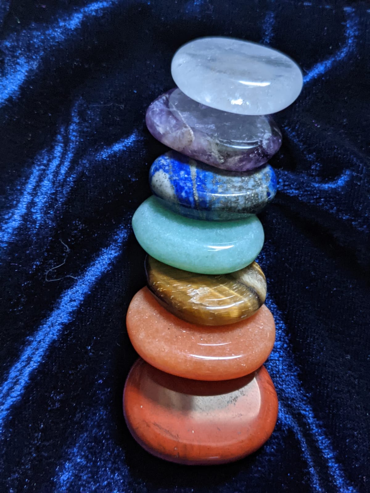 NatureWonders All Natural Chakra Stone Set with Information Brochure & Travel Pouch - Healing Crystals, Polished Palm Stone, Meditation, Reiki, Energy customer photo 1