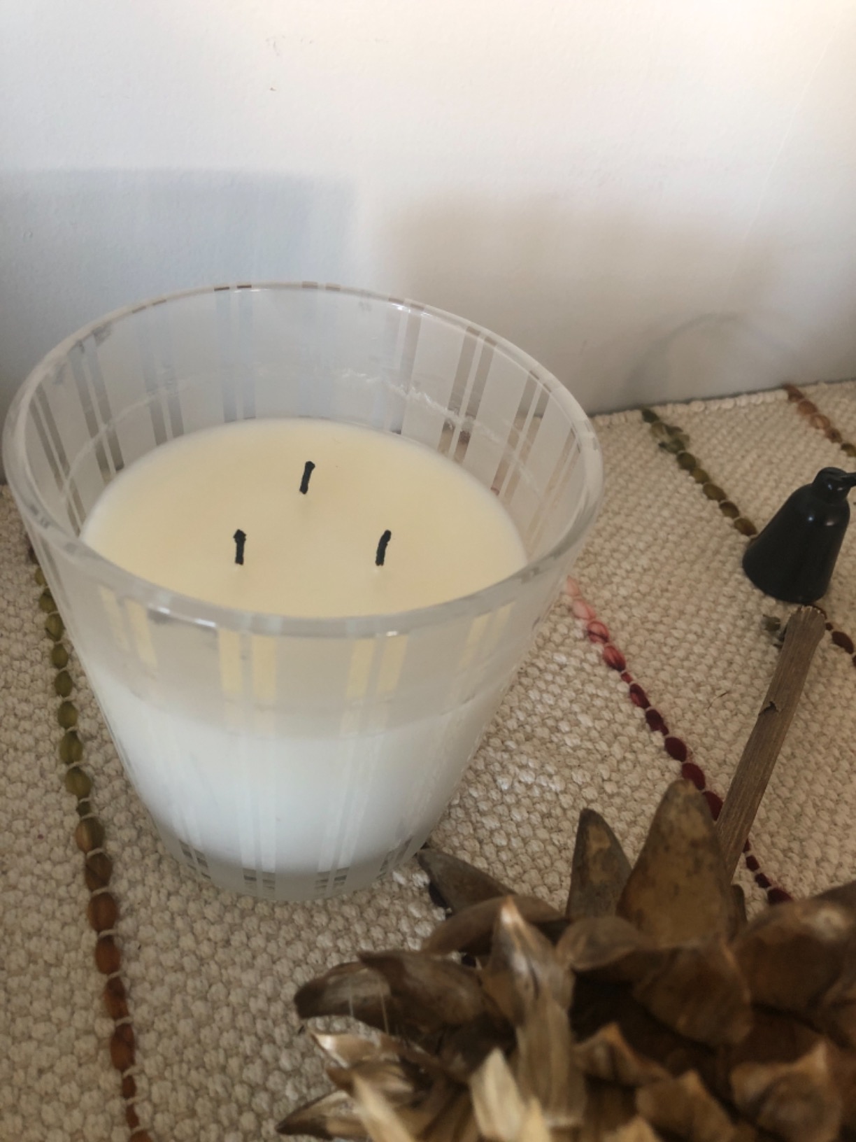 NEST New York Scented 3-Wick Candle, Amalfi Lemon & Mint - 21.2 oz - Up to 100-Hour Burn Time - Reusable Glass Vessel customer photo 2