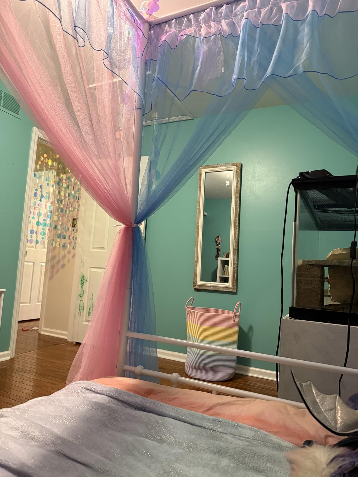 Mengersi Rainbow Canopy Bed Curtains with Lights - Princess Bed Canopy for Girls - Bed Drapes Netting- Bedroom Decoration Accessories,Twin customer photo 1