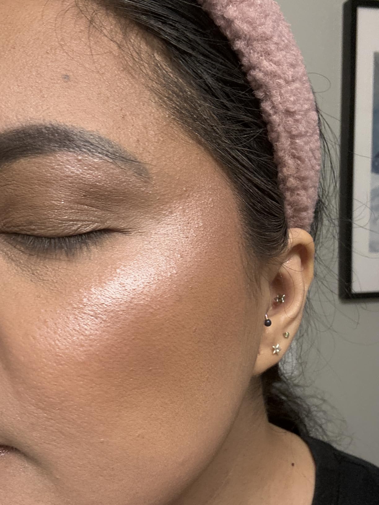 Wet n Wild MegaGlo Blushlighter, Blendable Blush & Highlighter Set, Shimmery Metallic Finish, Highlight Bling customer photo 1