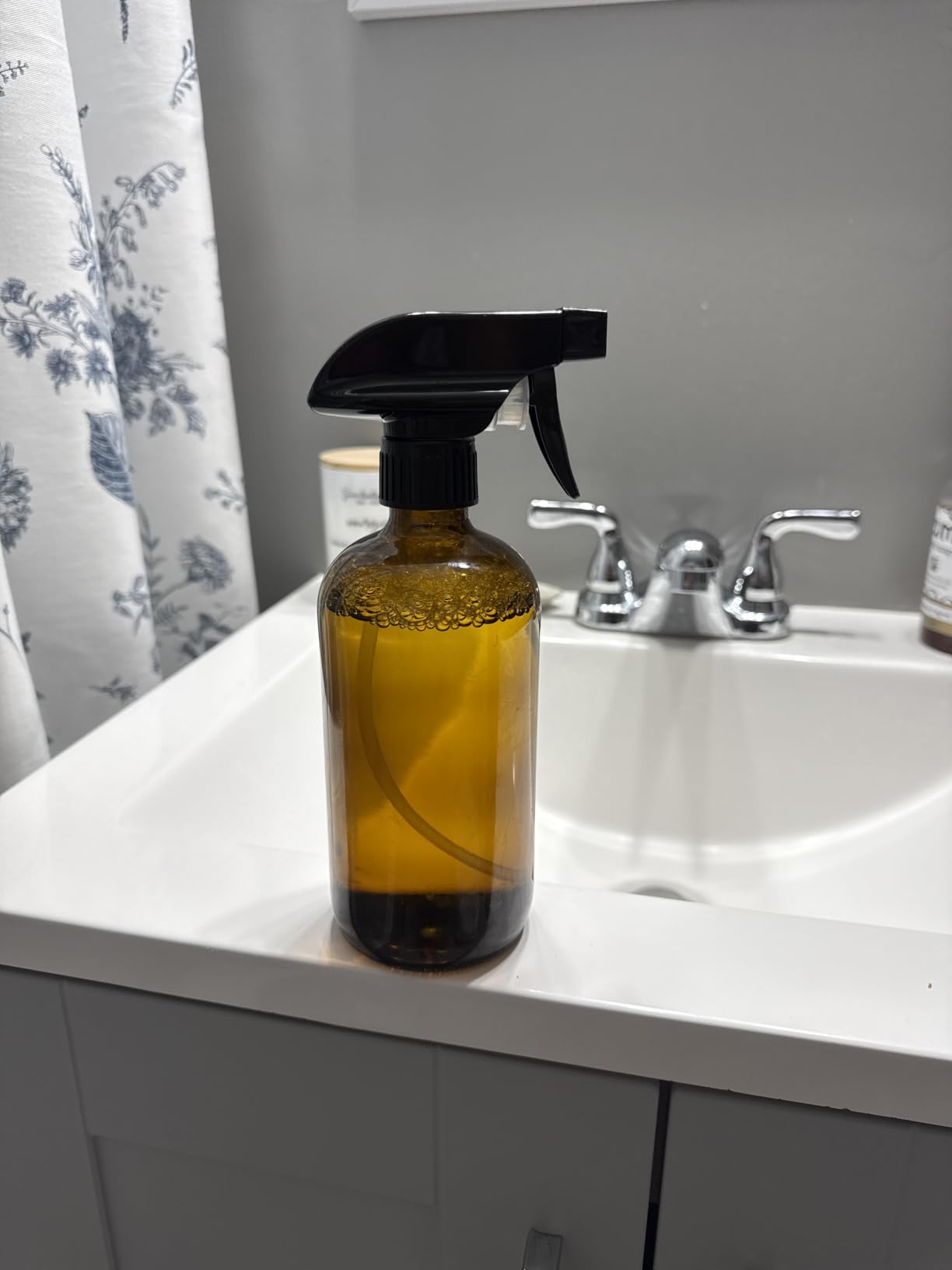 Bontip Glass Spray Bottle 16 oz for Cleaning, Plants (2 Pack, Amber) customer photo 2