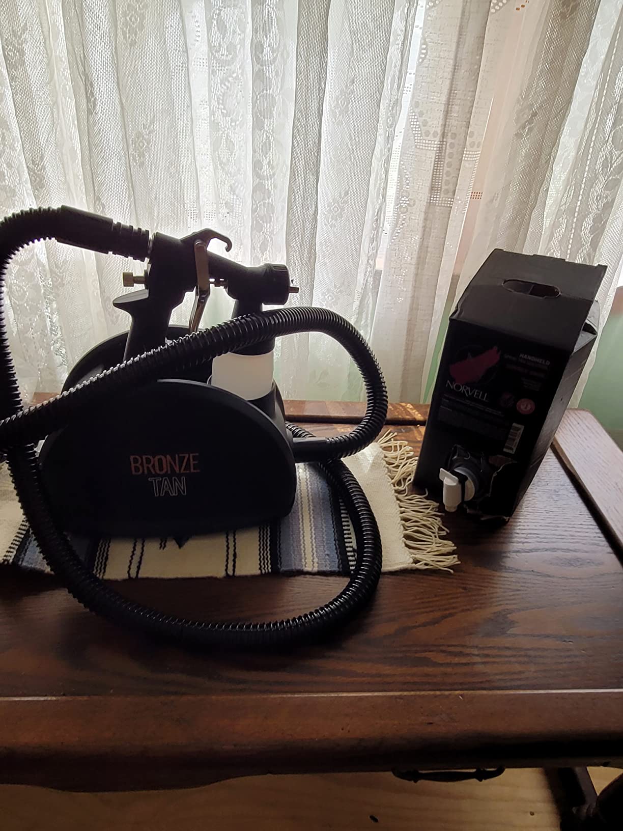 Bronze Tan Professional Spray Tan Machine with HVLP Spray Gun, 110V customer photo 1