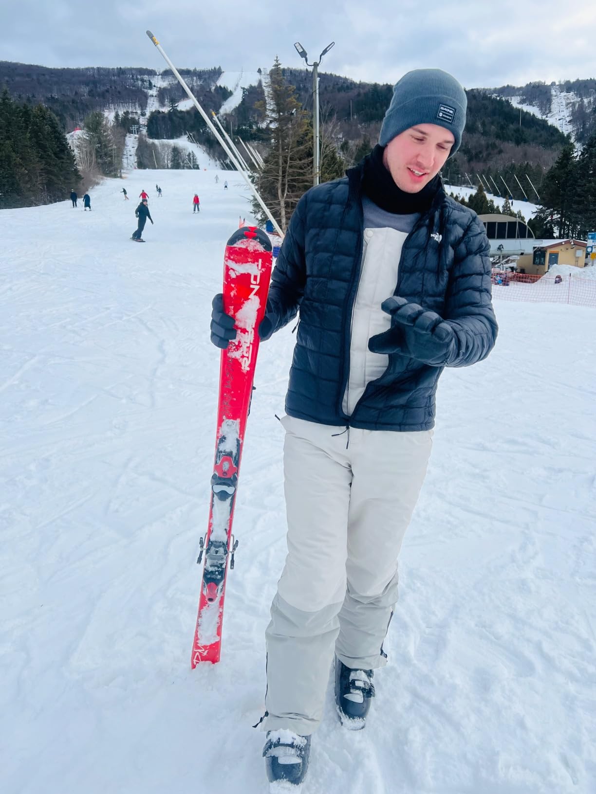 Amazon Essentials Men's Water-Resistant Insulated Snow Bib Overall customer photo 1