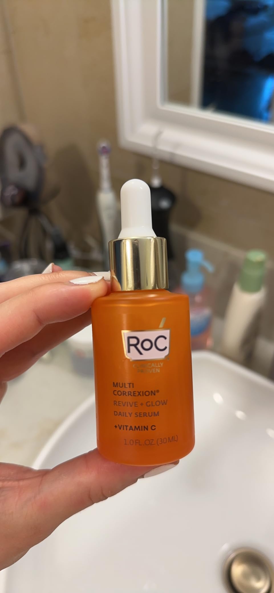 RoC Vitamin C Serum for Face Multi Correxion Revive + Glow, 10% Active, 1oz customer photo 1