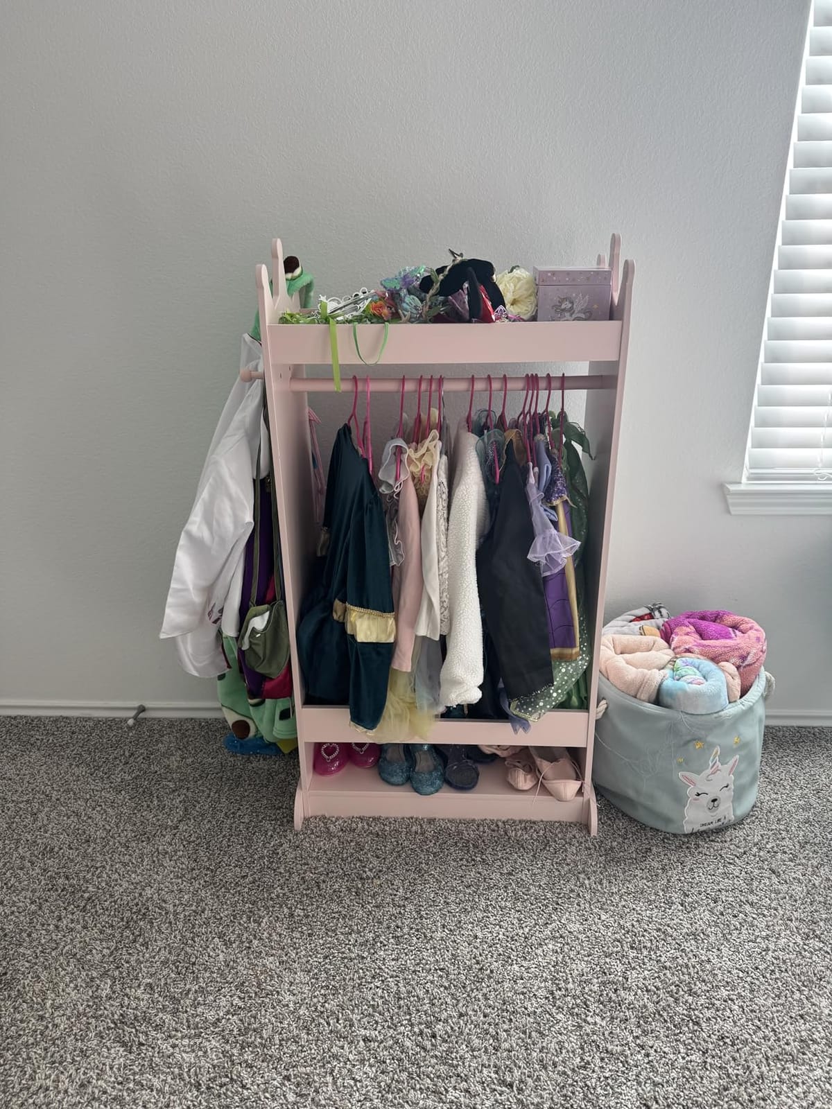 UTEX Kids Dress up Storage with Crown-Shaped Top and Mirror | Open Hanging Armoire Closet, Kids Wardrobe Closet, Wide Feet, Safety Acrylic Mirror, Water-based Paint customer photo 1