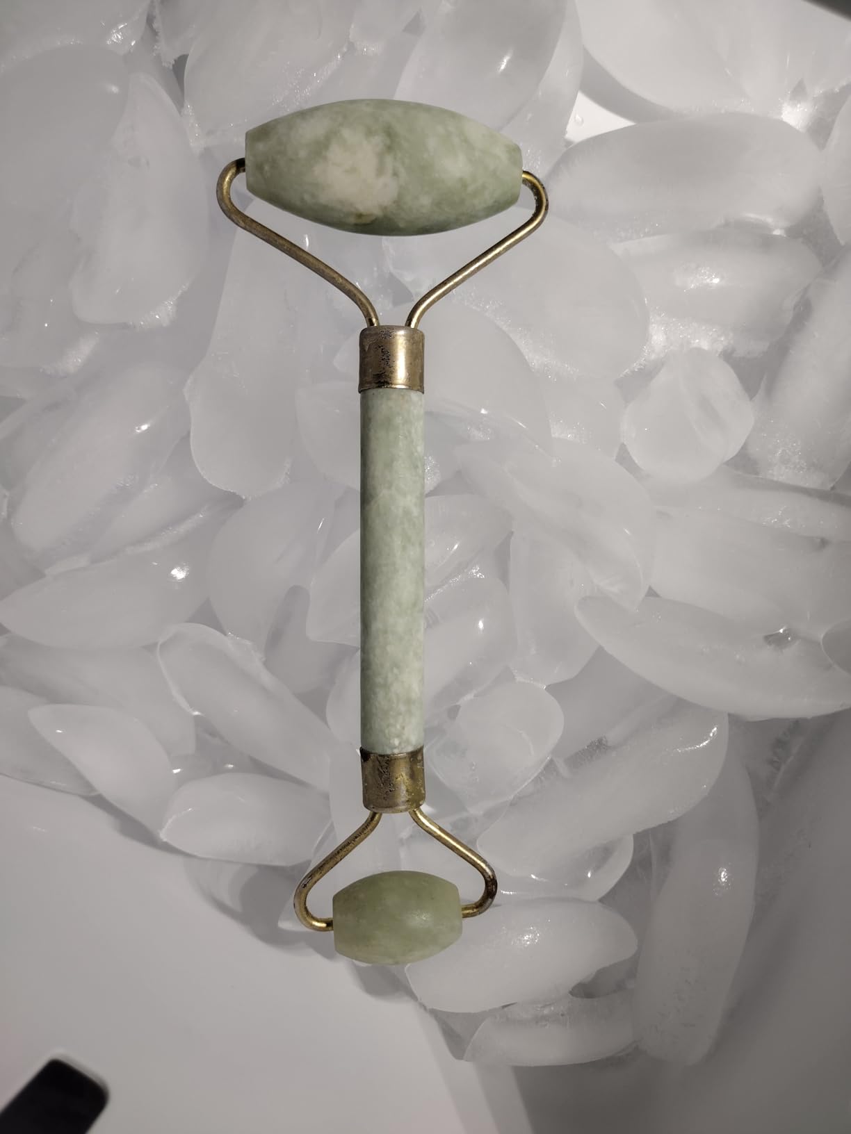Plum Beauty Jade Roller, Face Roller, Gua Sha Facial Tools for Women customer photo 2