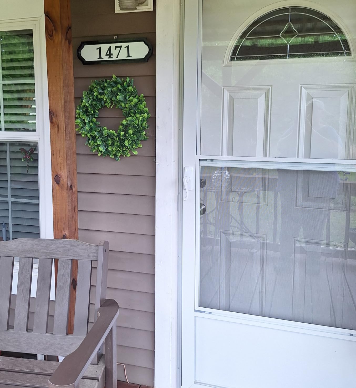 Lvydec Artificial Green Leaves Wreath - 20