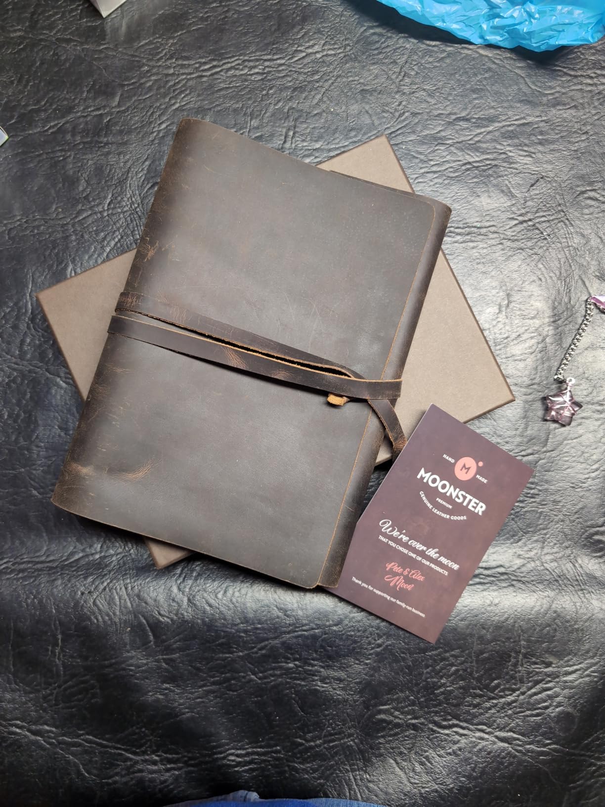 MOONSTER Leather Scrapbook & Photo Album - Handcrafted Full Grain Buffalo Leather Scrapbook Keepsake Photo Book with Strap - Vintage Gift Picture Album for Memories & Classic Photo Albums customer photo 1