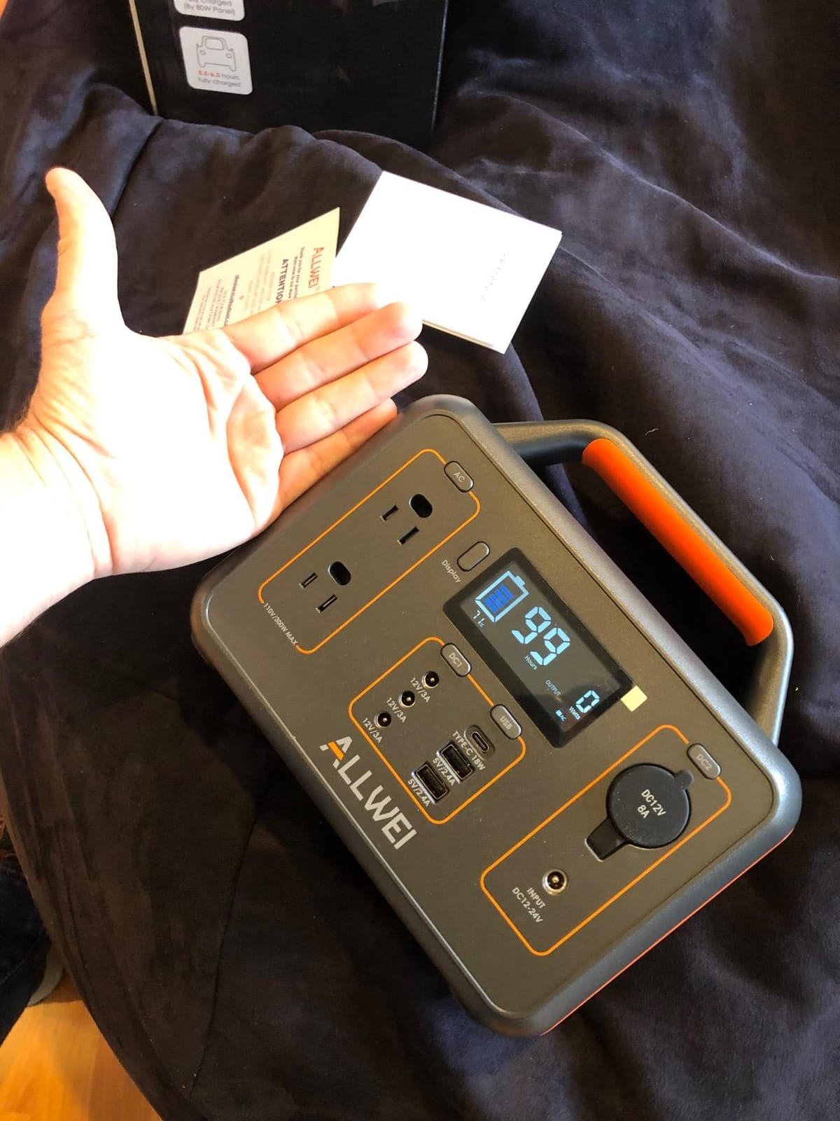 ALLWEI Portable Power Station 300W, 256Wh Solar Generator LiFePO4 Battery customer photo 1
