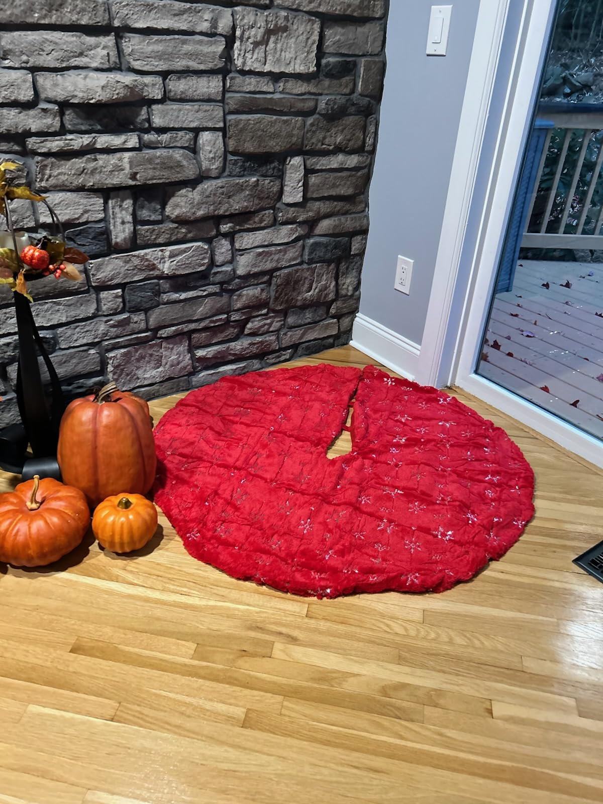 Christmas Tree Skirt, 48 Inches Large Red Faux Fur Tree Skirt customer photo 2