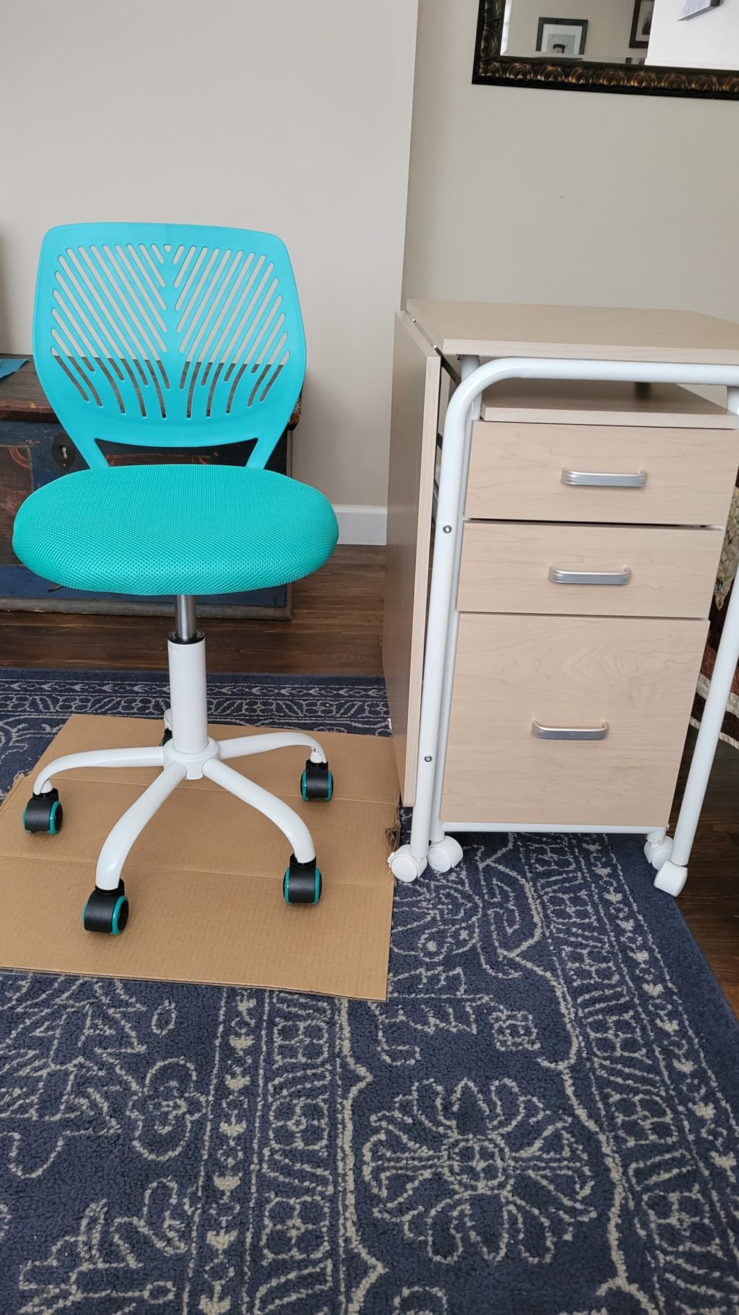 GIANTEX Kids Desk Chair, Adjustable Children Study Chair, Swivel Armless Mesh Task Student Chair, Child Desk Chair with Adjustable Height & Lumbar Support Computer Chair (Blue) customer photo 1