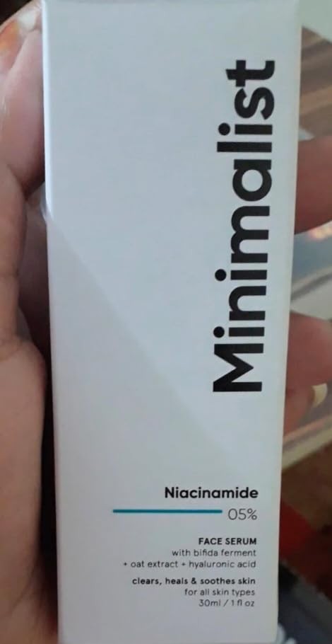 Minimalist 5% Niacinamide Face Serum with Hyaluronic Acid for Clear Skin | Reduces Blemishes/Acne Marks, Pore minimizer, Repairs & Soothes skin | For Women & Men | 1 Fl Oz / 30 ml customer photo 1