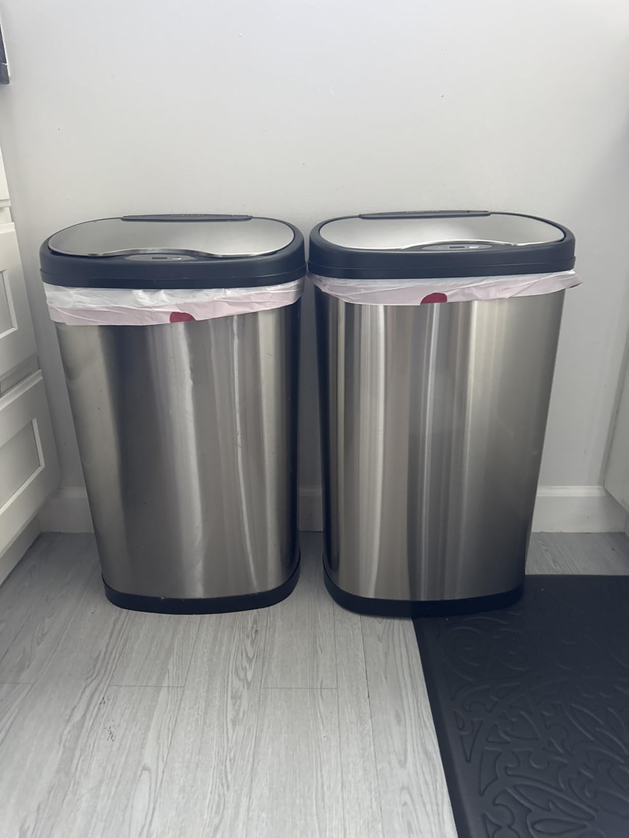 Ninestars 13 Gallon Oval Automatic Trash Can, 50L Touchless Motion Sensor Garbage Can with Odor-Sealing Lid & One-Touch Manual Mode, Silver Stainless Steel, Black Trim customer photo 1