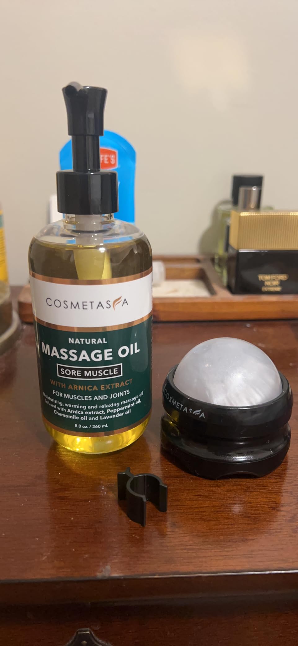 Cosmetasa Sore Muscle Massage Oil - 8.8 oz, Soothes Muscle and Joint with Arnica Extract, Peppermint, Chamomile, and Lavender Oil (8.8 oz, Sore Muscle) customer photo 2