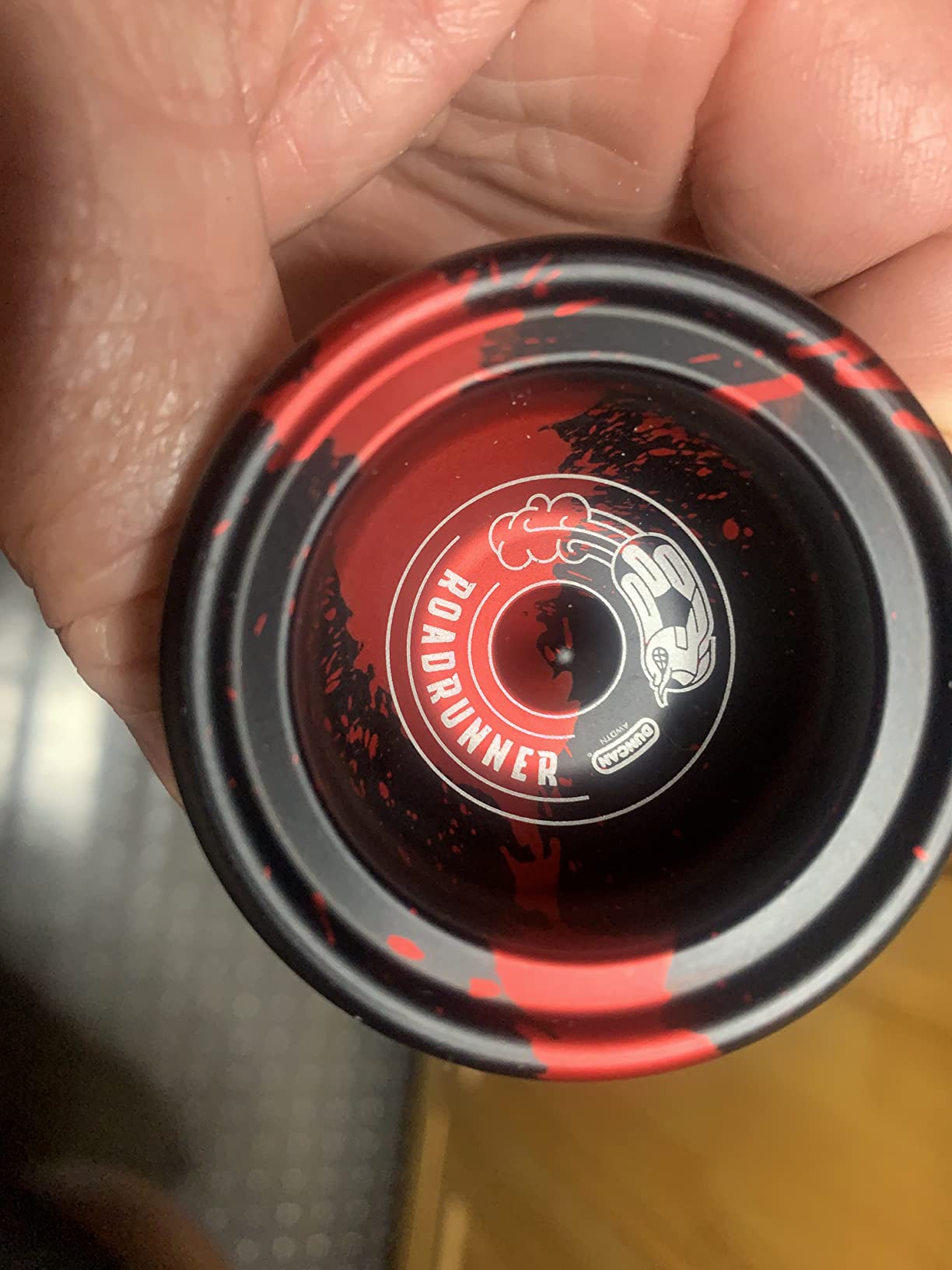 Duncan Toys Roadrunner Aluminum Unresponsive Yo-Yo, Black/Red Splash | Expert-Level Precision Aluminum, Concave Bearing, Wide Shape, 64.8g, For Advanced String Tricks customer photo 2