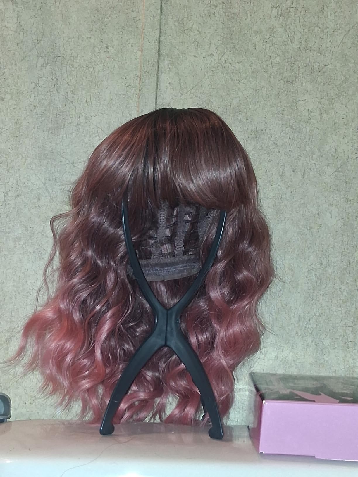 Nnzes Short Wavy Wig with Bangs for Women Shoulder Length Bob Curly Women's Charming Synthetic Wigs with Natural Wavy Black To Brown Heat Resistant Hair for Daily Party Use customer photo 2