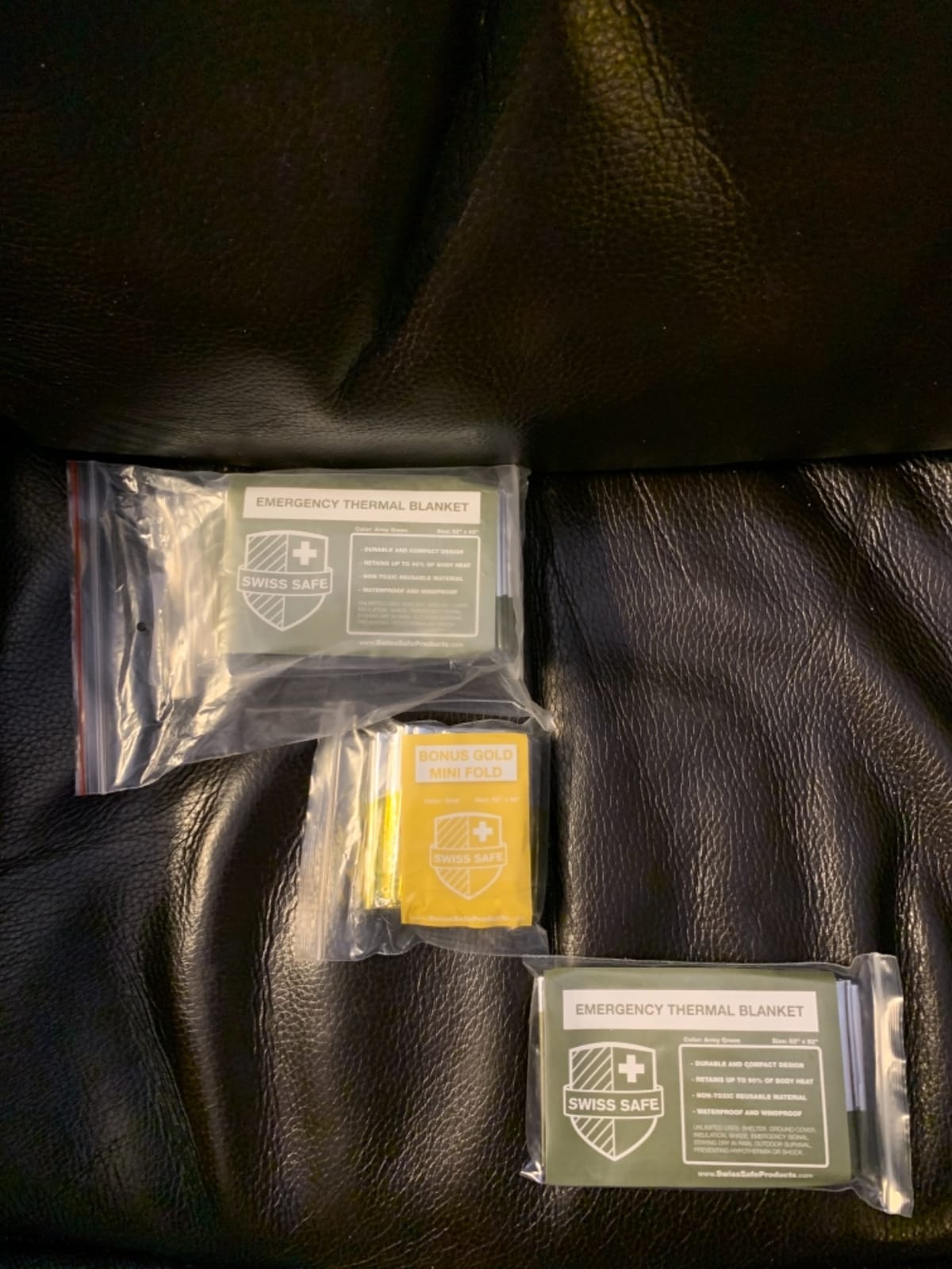 Swiss Safe Emergency Blanket for Camping, Car, First Aid, Survival, 10 Pack customer photo 2