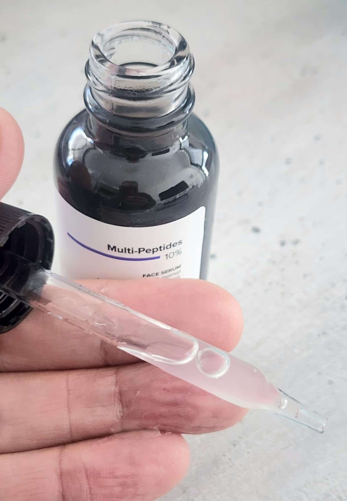 Minimalist Multi Peptide + Hyaluronic Acid Anti Aging Serum for Crow's Feet, Fine Lines, Wrinkles, Firmness, Elasticity | Matrixyl 3000 & Bio-Placenta | For Women & Men | 1 Fl Oz / 30 ml customer photo 2