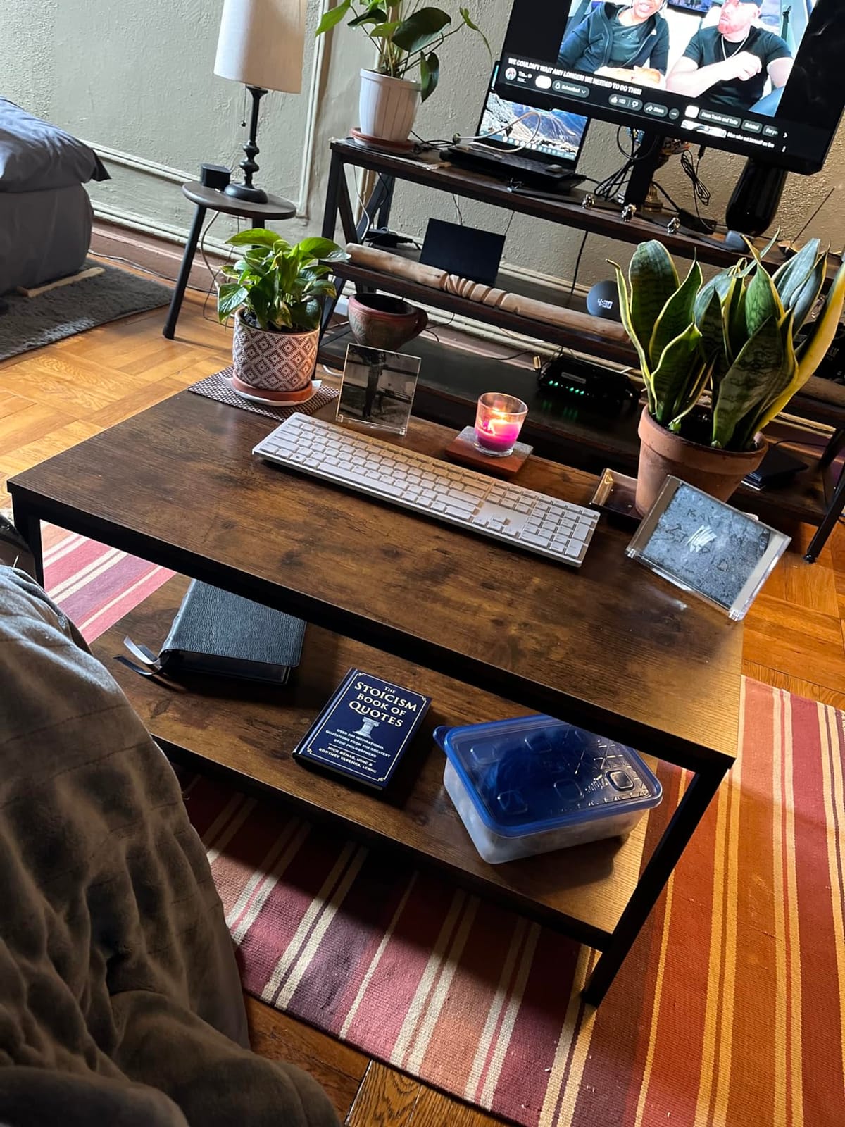 SUPER DEAL 2-Tier Industrial Coffee Table with Storage Shelf for Small Apartment Living Room, Rectangle Wood and Stable Metal TV Stand Side End Table, Rustic Brown customer photo 1