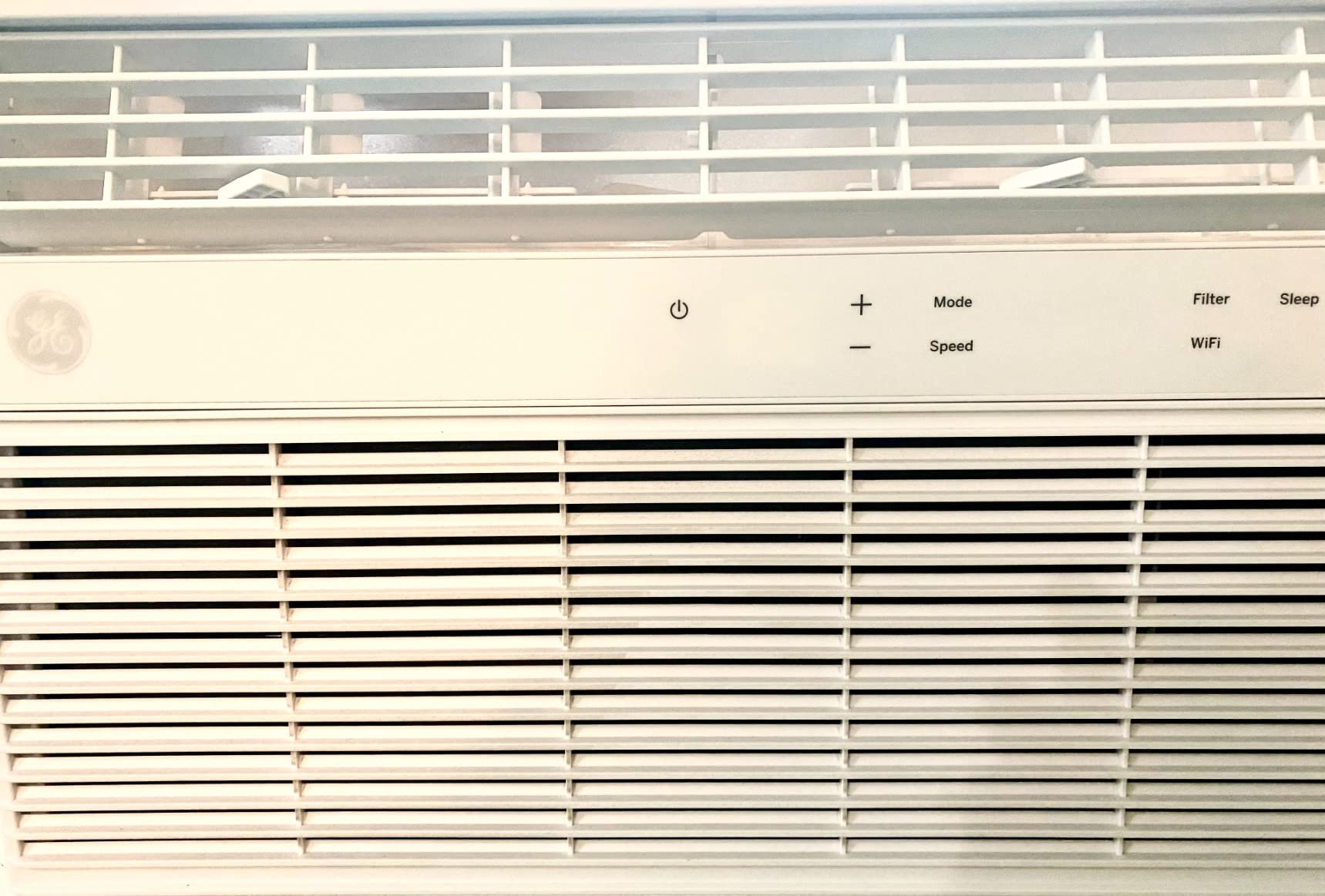 GE Window Air Conditioner 8000 BTU, Wi-Fi Enabled, Energy-Efficient Cooling for Medium Rooms, 8K BTU Window AC Unit with Easy Install Kit, Control Using Remote or Smartphone App customer photo 2