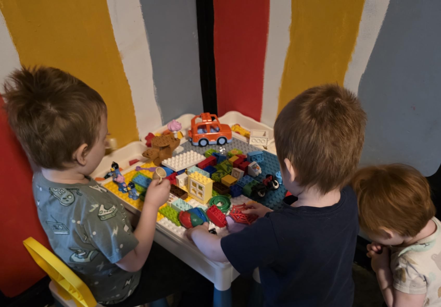 OCATO Kids Activity Table Toddlers Kids Table and Chair Set Water Tables | Play Table with 152Pcs Large Marble Run Building Blocks All in One Kid Sand Tables STEM Toys for Boys Girls 3 4 5 6 Year Old customer photo 1