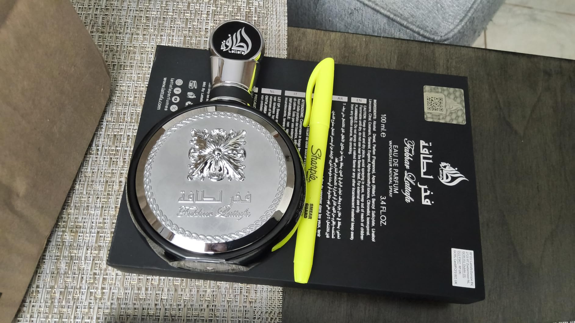 Lattafa Fakhar - Fresh, Fruity, Bergamot, Amber Wood - Eau de Parfum Long-Lasting Fragrance for Men, 3.40 Ounce customer photo 1