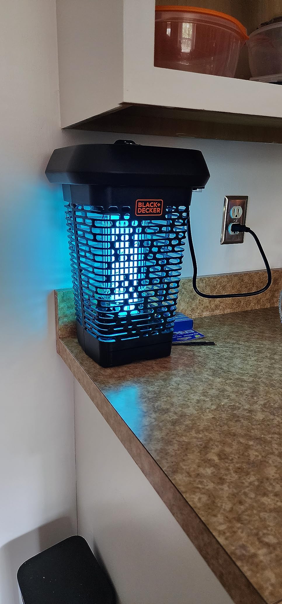 BLACK+DECKER Bug Zapper & Fly Trap-Mosquito Repellent- Gnat Killer Indoor & Outdoor Electric UV Bug Catcher for Insects- 2 Acre Coverage for Home, Deck, Garden, Patio Commercial Strength customer photo 1