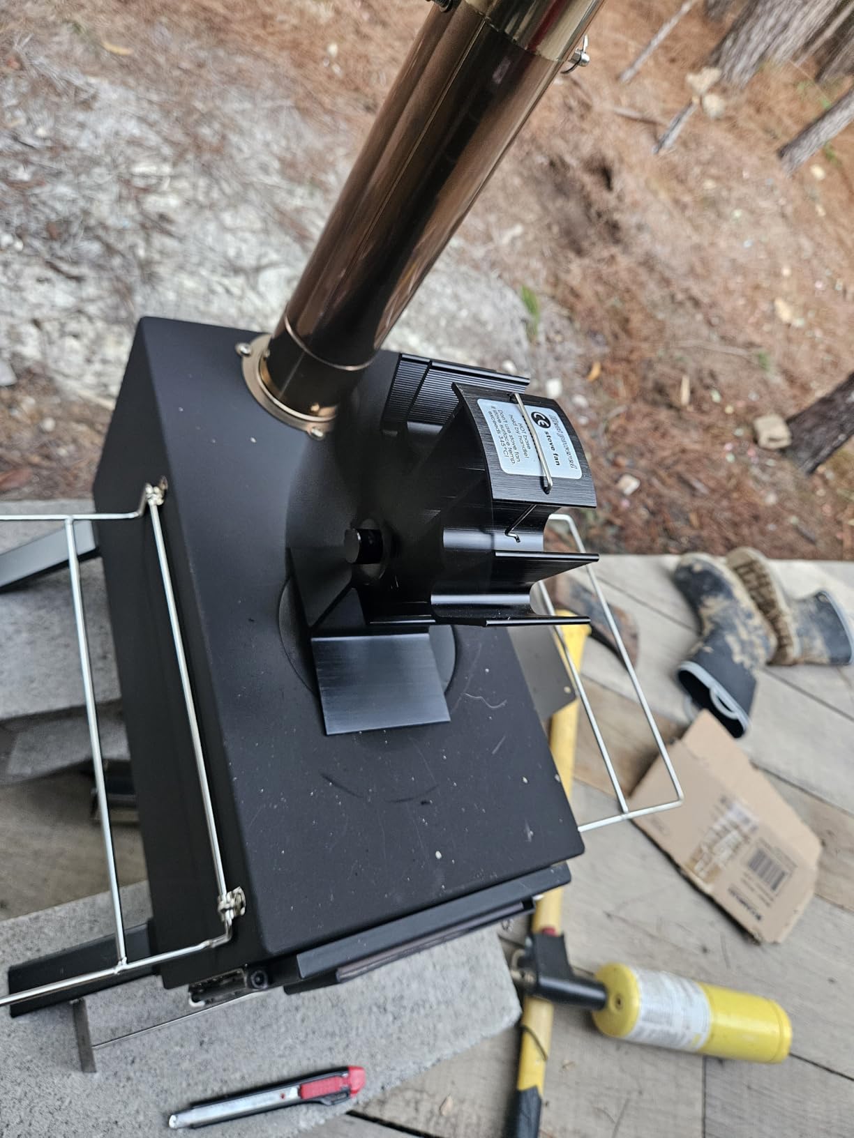 COMBIUBIU Wood Stove Fan 4 Blade Fireplace Fan for Wood Burning Stove,Heat Powered Stove Fan Komin Log Wood Stove Accessories,Silent Operation Circulating Warm Air(Non Electric)… customer photo 1