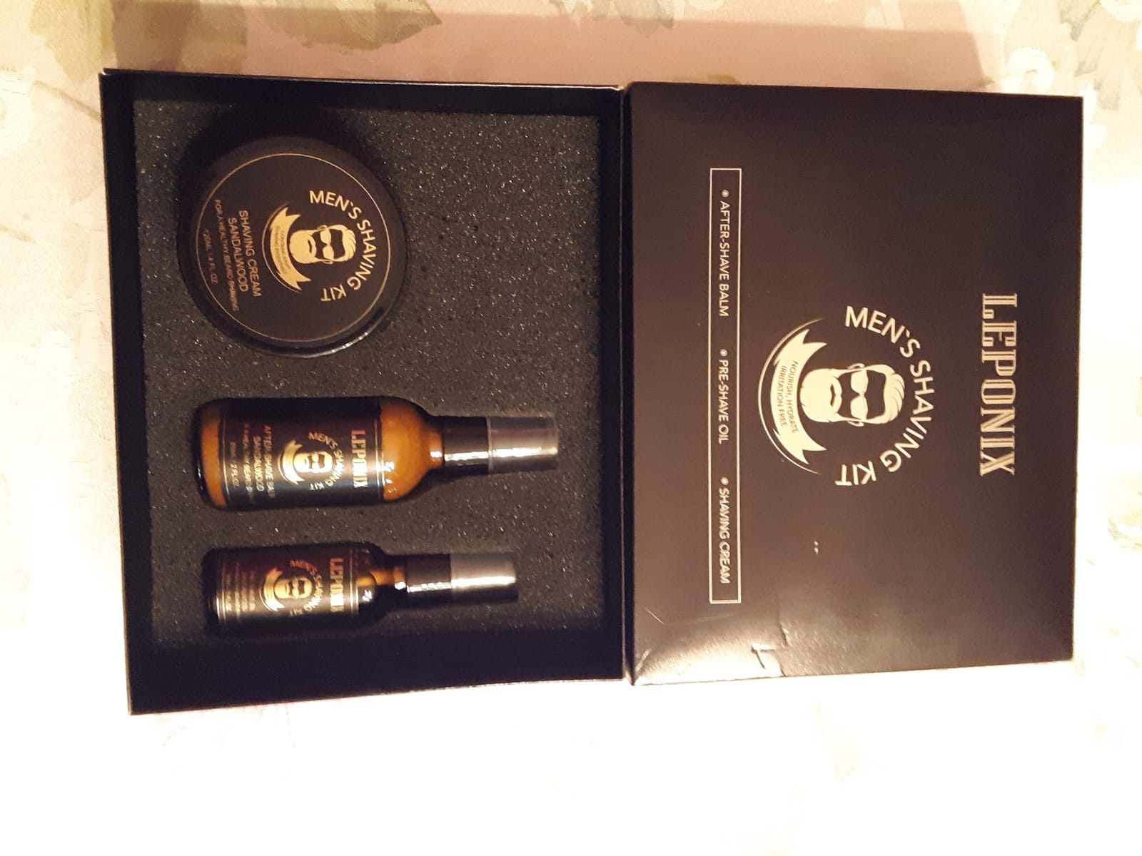 LEPONIX Shaving Kit for Men with Sandalwood Shave Cream Oil and After Shave customer photo 2