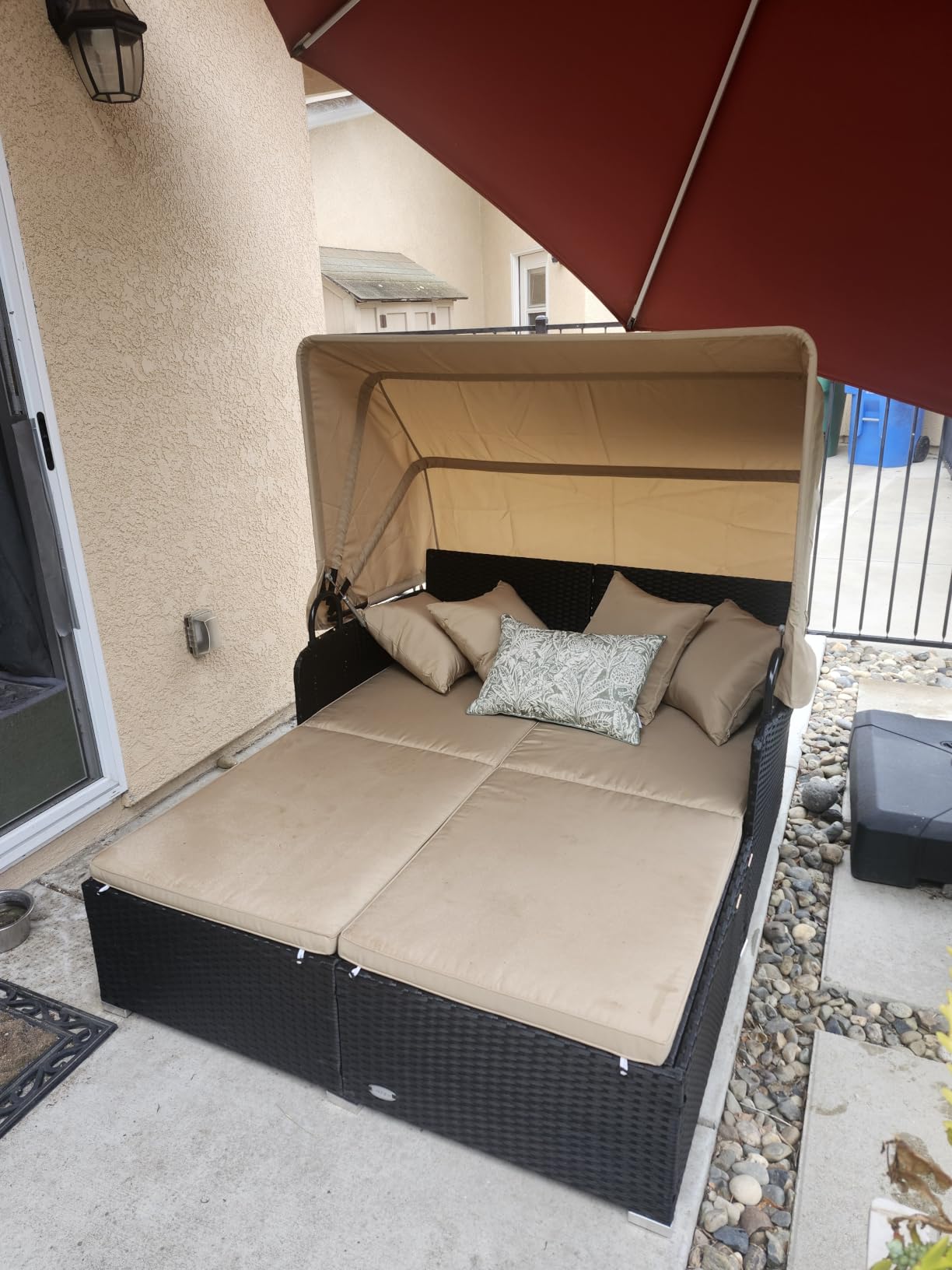Tangkula Outdoor Rattan Daybed, Sunbed Wicker Furniture w/Spacious Seat, Upholstered Cushion & High-Resilience Sponge, Wicker Patio Sofa Set w/Extra Pillows for Courtyard Poolside(Red) customer photo 2