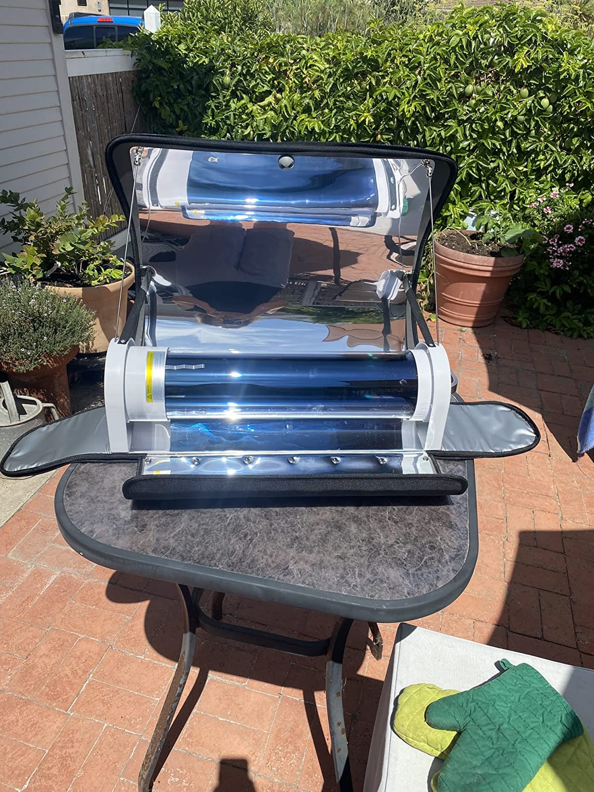 Solar Oven, 4.5L Portable Solar Cooker with Thermometer, Fuel-Free customer photo 1