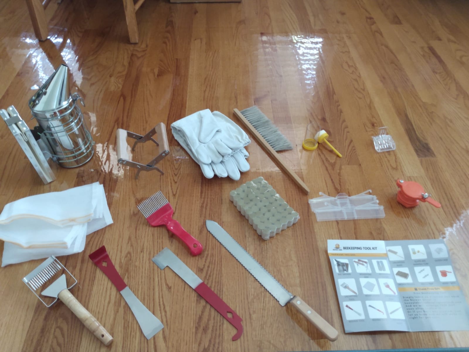 Honey Lake Beekeeping Supplies Bee Smoker Starter Kit, 16 Pcs Bee Keeping Starter Kit Bee Keeping Supplies-All for Beekeepers Including Different Kinds of Beekeeping Tools customer photo 1