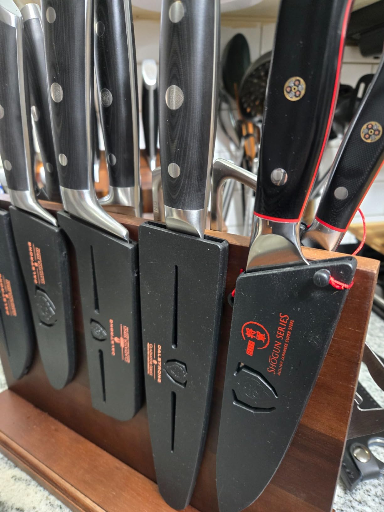 Dalstrong 12-Pc Elite Knife Block Set - German High-Carbon Steel customer photo 2