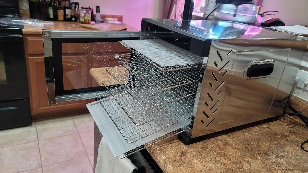 NutriChef Commercial Dehydrator Machine 2000-Watts Electric Food Dehydrator - Extra Large 20 Stainless Steel Trays, Digital Control 167°F Dryer for Jerky, Meat, Dog Treats, Herbs, and Fruit customer photo 2