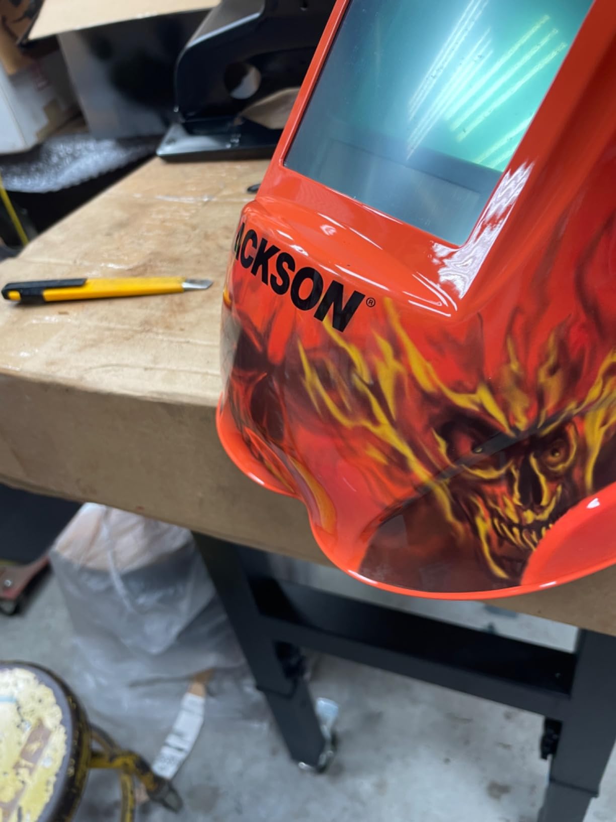 Jackson Safety Premium Graphic Welding Hood with ADF - Ultra Lightweight Auto Darkening Welding Helmet - ANSI Z87.1 (Multiple Styles) customer photo 1