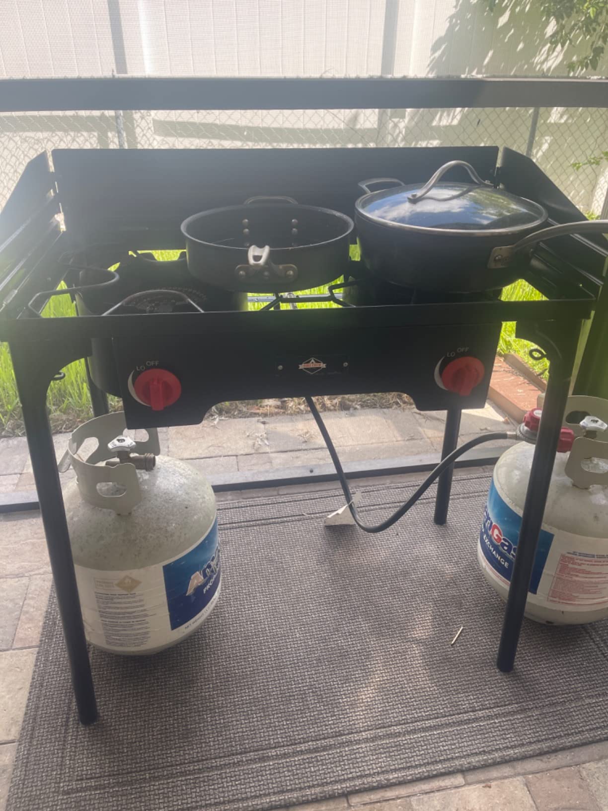 Hike Crew Cast Iron 3-Burner Outdoor Gas Stove | 225,000 BTU Portable Propane Cooktop w/Blue Flame Control, Removable Legs, Temperature Control Knobs, Wind Panel, Hose, Regulator & Storage Carry Case customer photo 1